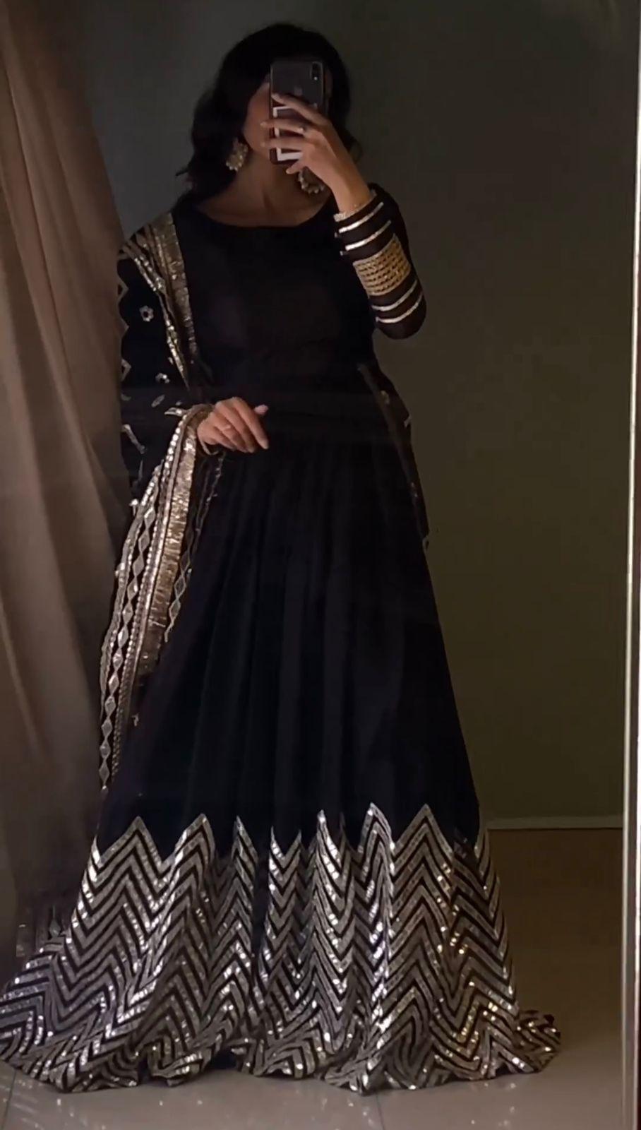 Black heavy Anarkali Party Wear. Bollywood Style. Punjabi Suit. Sleeveless  | eBay